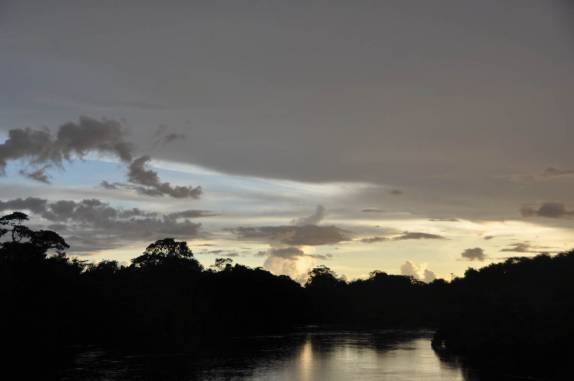Fim de tarde na estrada entre Roraima e Amazonas